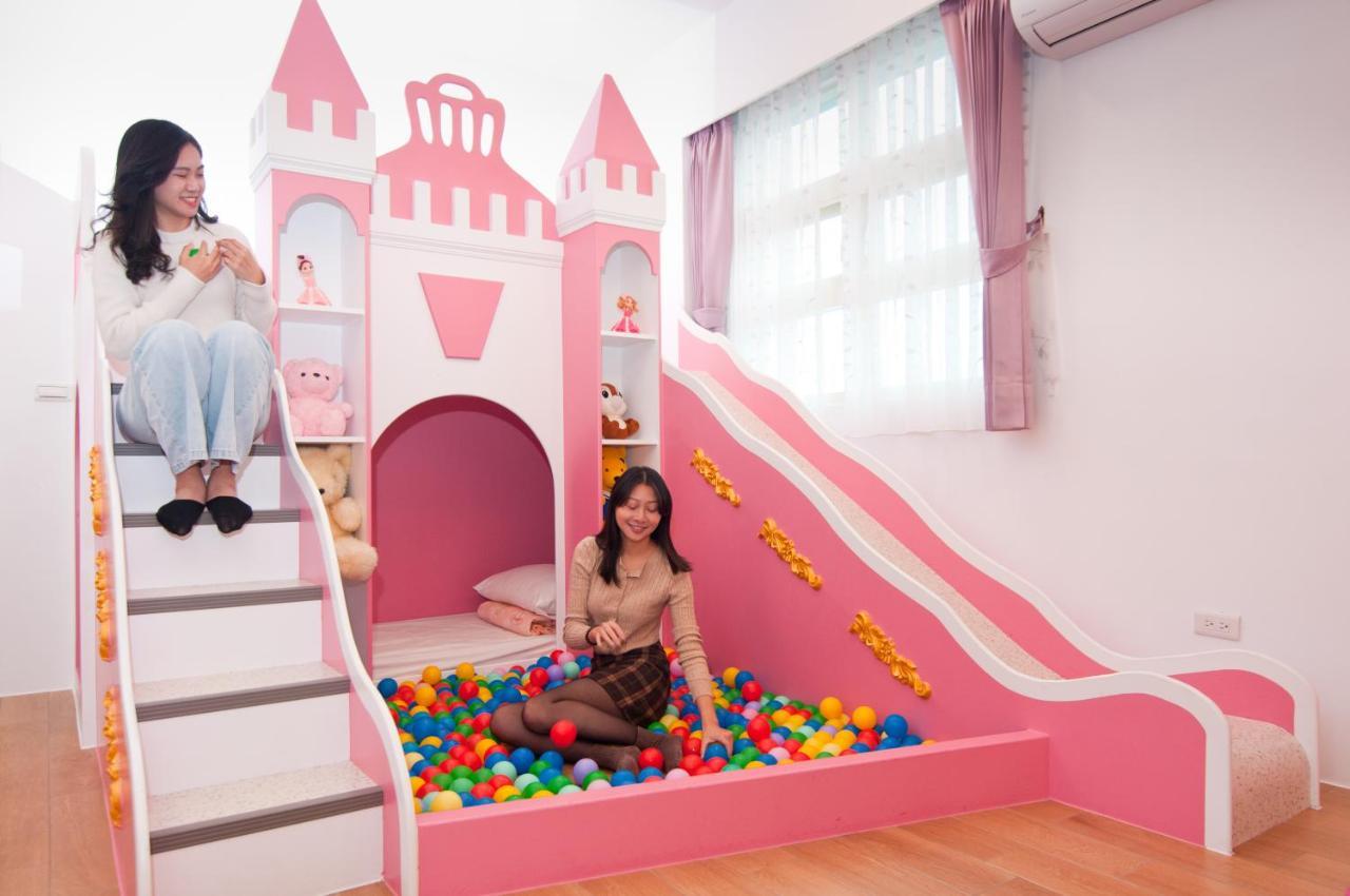 Michelin Castle - Yilan Homestay Wujie Bagian luar foto