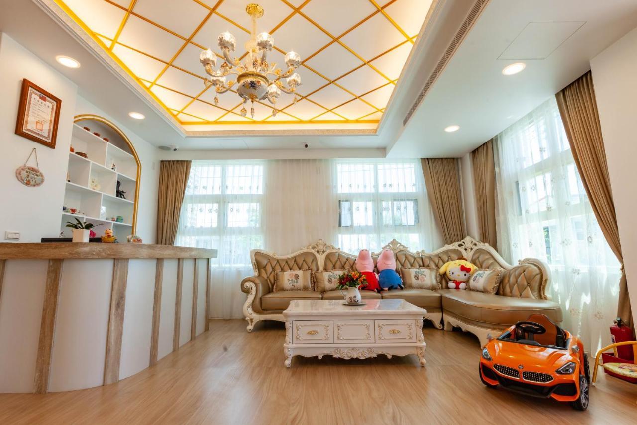 Michelin Castle - Yilan Homestay Wujie Bagian luar foto